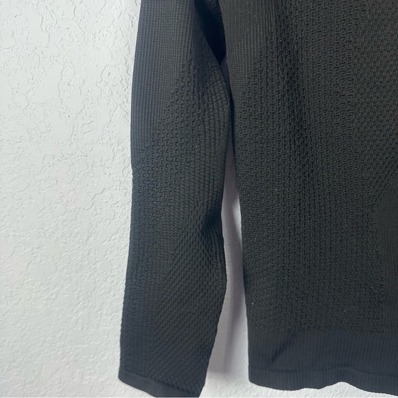 Athleta Flurry Force Black Primaloft Insulated Women’s Jacket Size L Zip Pockets - Picture 6 of 8